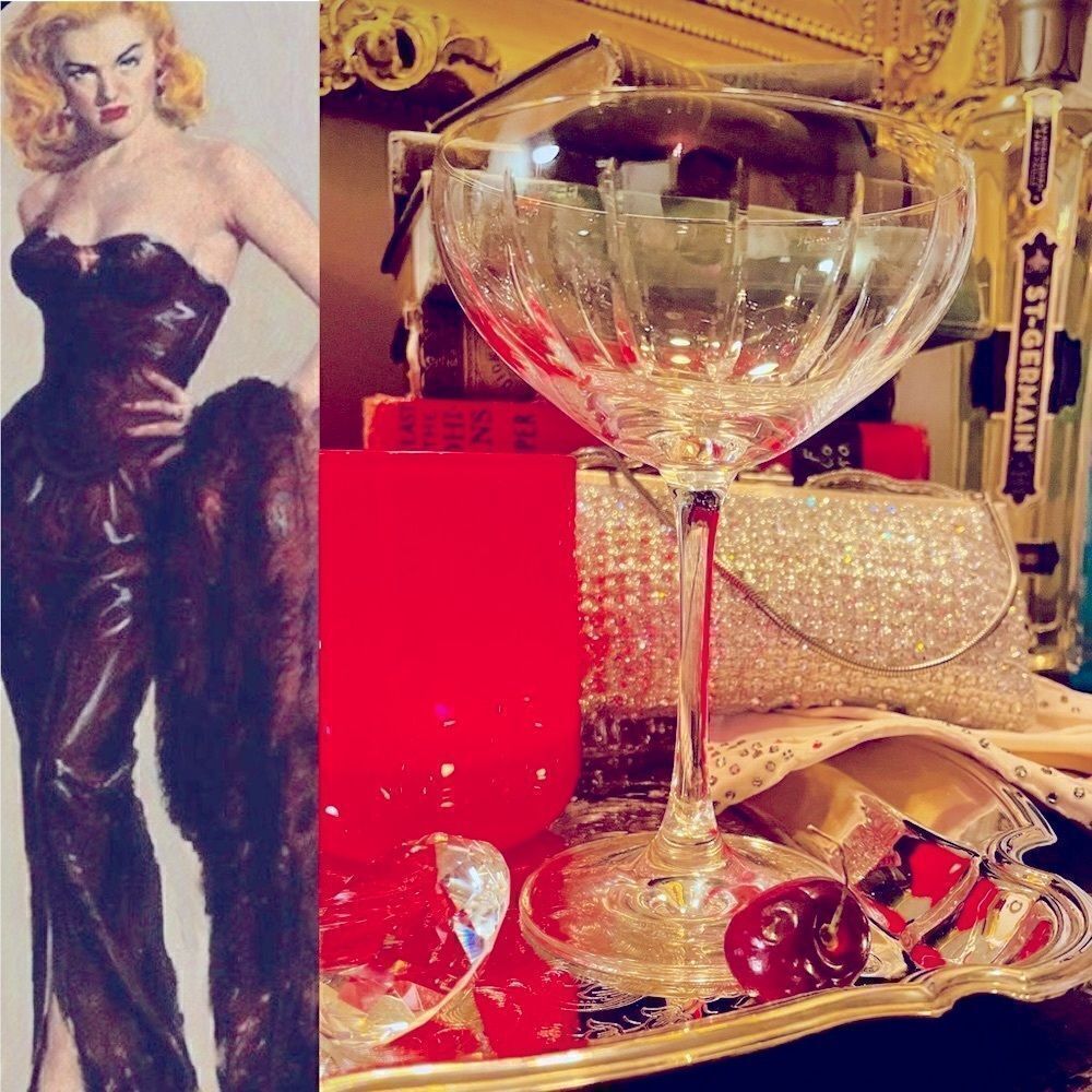 ♥️Schott Zwiesel crystal coupé glasses, set of four NWOT.